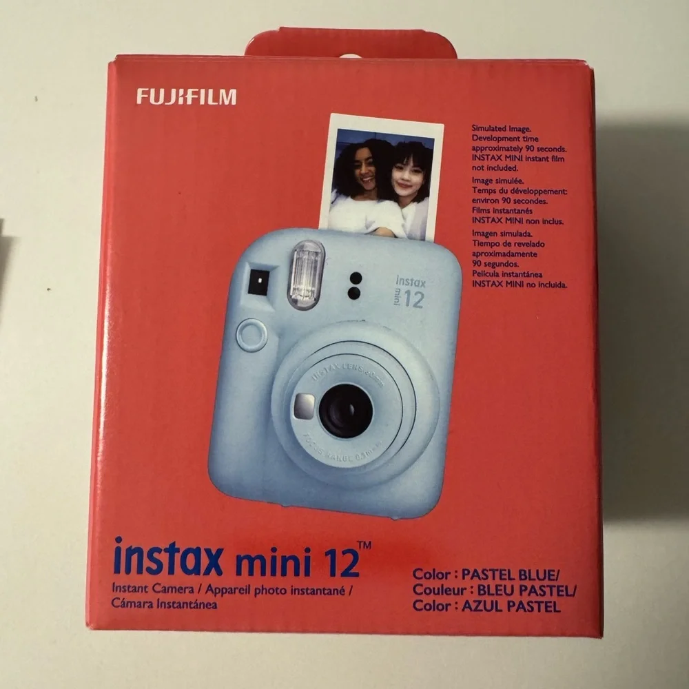 NEW NEVER USE FUJIFILM INSTAX MINI 12 PASTEL BLUE INSTANT FILM CAMERA